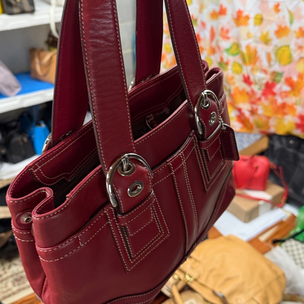 red coach